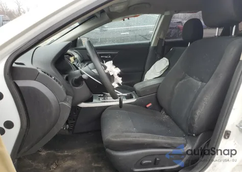 2015 Nissan Altima 2.5 из США, поврежденный, VIN 1N4AL3AP8FC221108